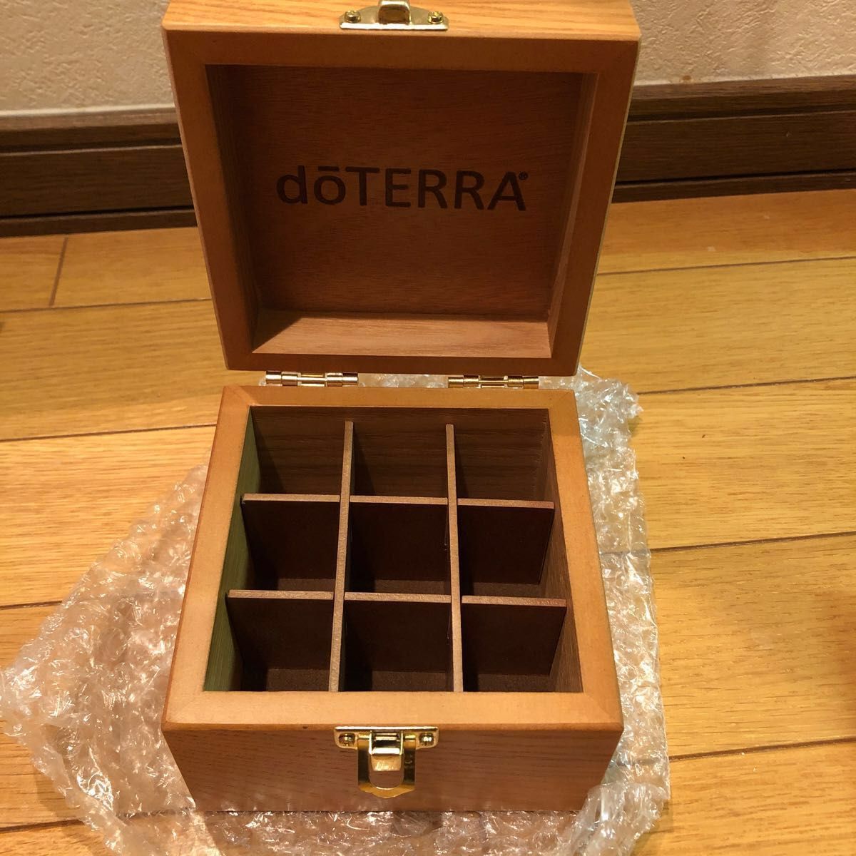 ドテラ doTERRA 木箱 ウッドボックス 9本用 新品未使用｜Yahoo!フリマ