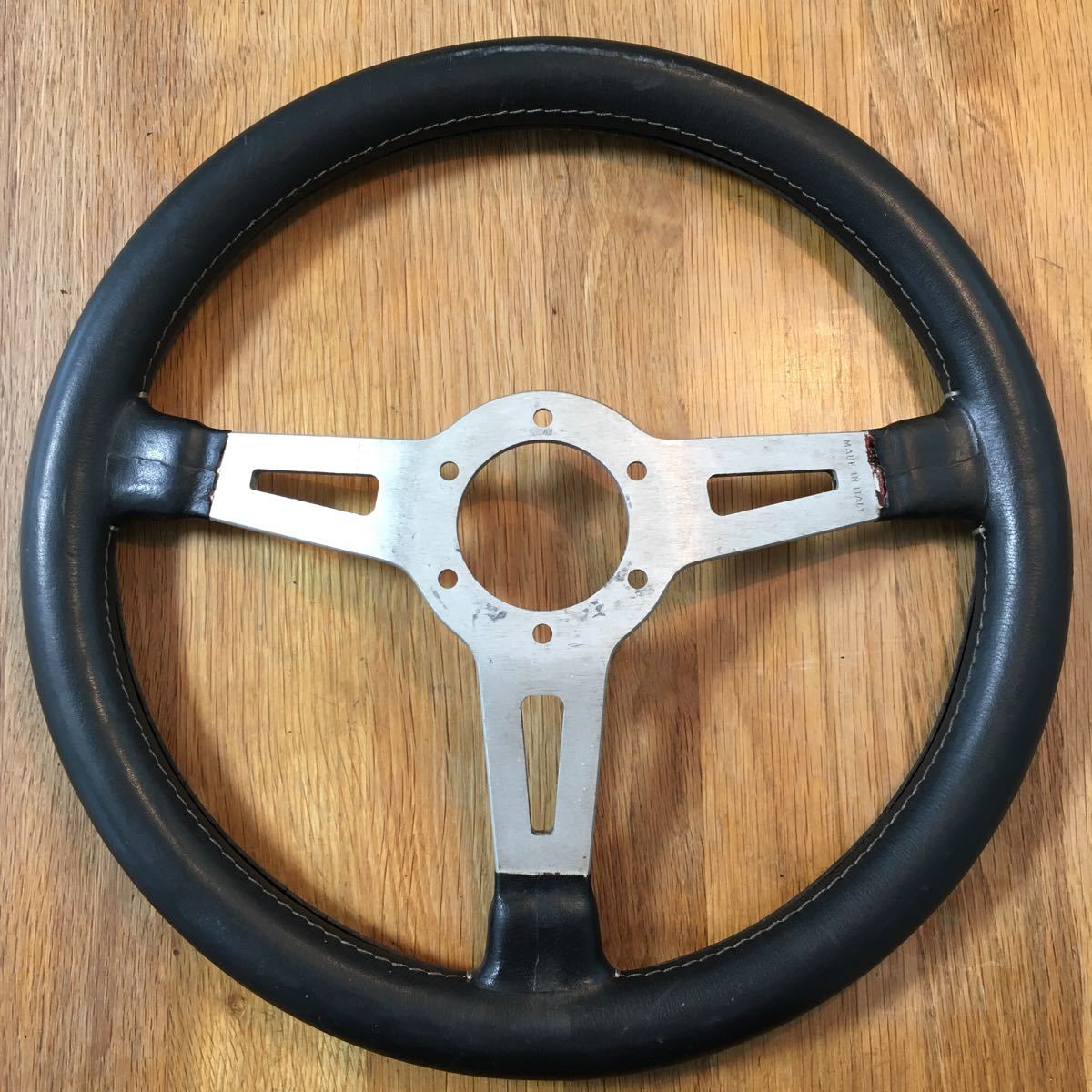 ABARTH アバルト レザー ステアリング ハンドル φ35㎝ イタリア製