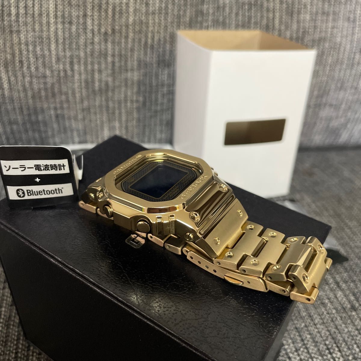 極美品一度だけ使用 国内正規品カシオ CASIO G-SHOCK GMW-B5000GD-9JF