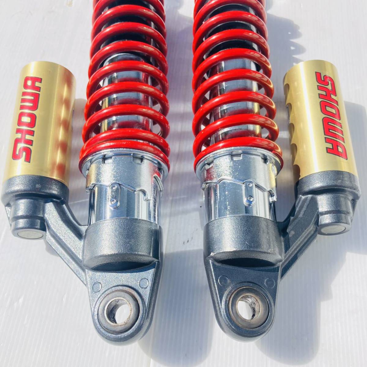 送料無料 カワサキ バリオス2 最終型外し 純正リアサス リア