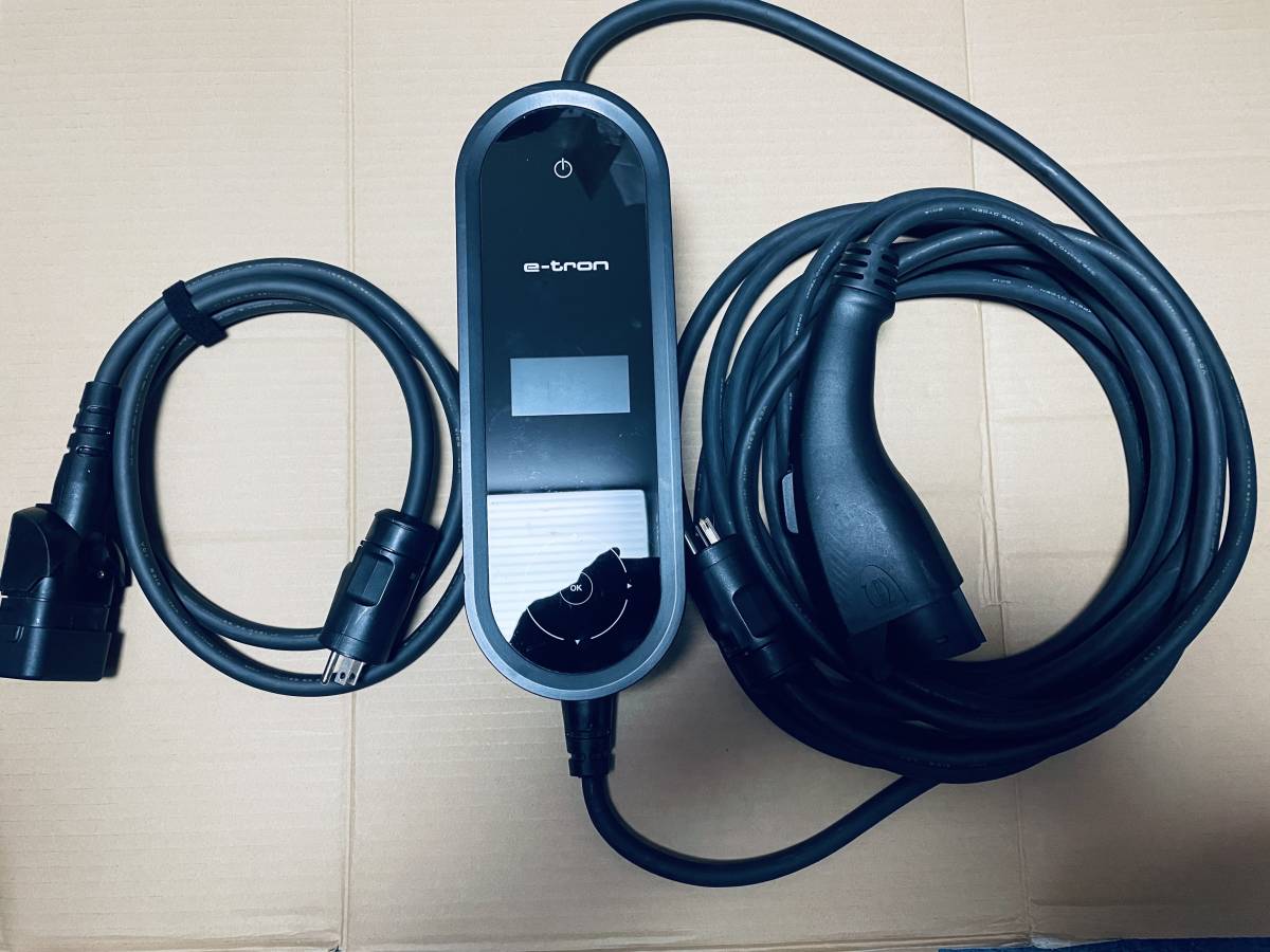 アウディ純正 充電ケーブル e-tron用｜Yahoo!フリマ（旧PayPayフリマ）