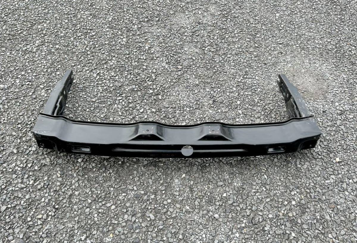 ER34 スカイライン フロントレインホース レインフォース バンパー