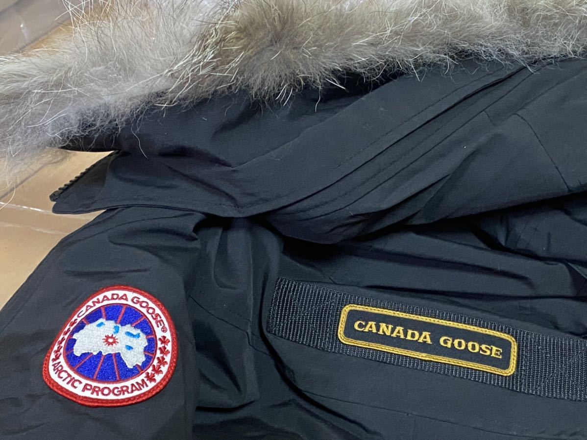カナダグース ダウンジャケット 黒 サイズS P 180/92Y CANADA GOOSE