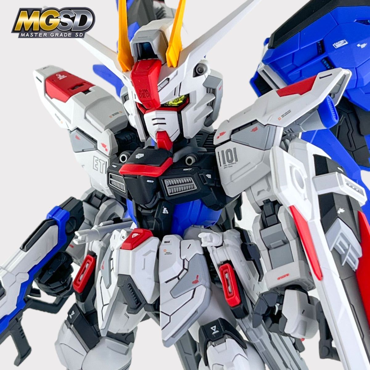Yahoo!オークション - MGSD フリーダムガンダム 塗装済 完成品 ガンプ
