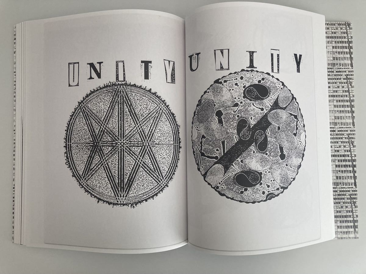 Yahoo!オークション - 洋書『Jamie Reid Rogue Materials 1972-2021』