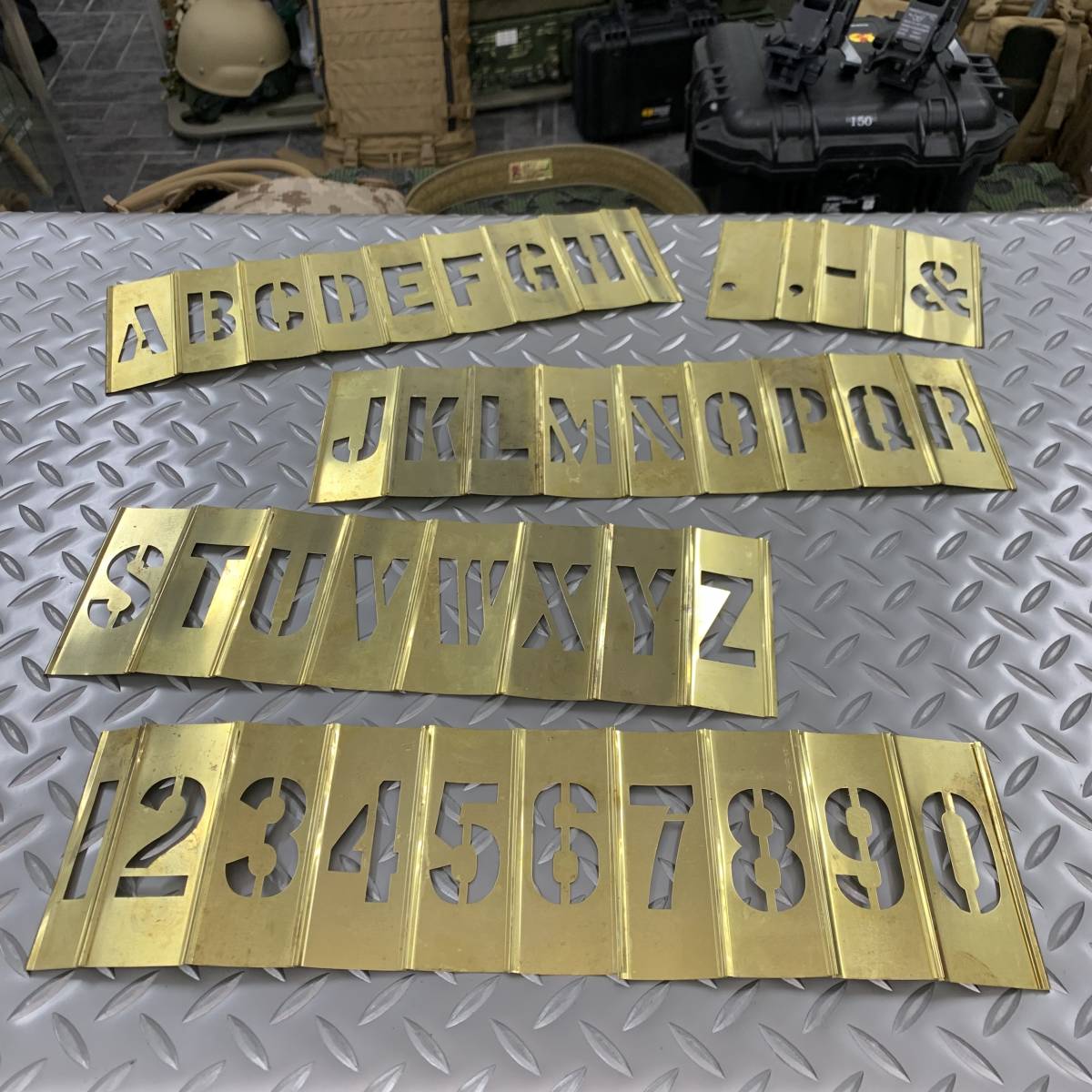 Yahoo!オークション - 米軍実物 US/Stencil Set Marking ステンシルプ