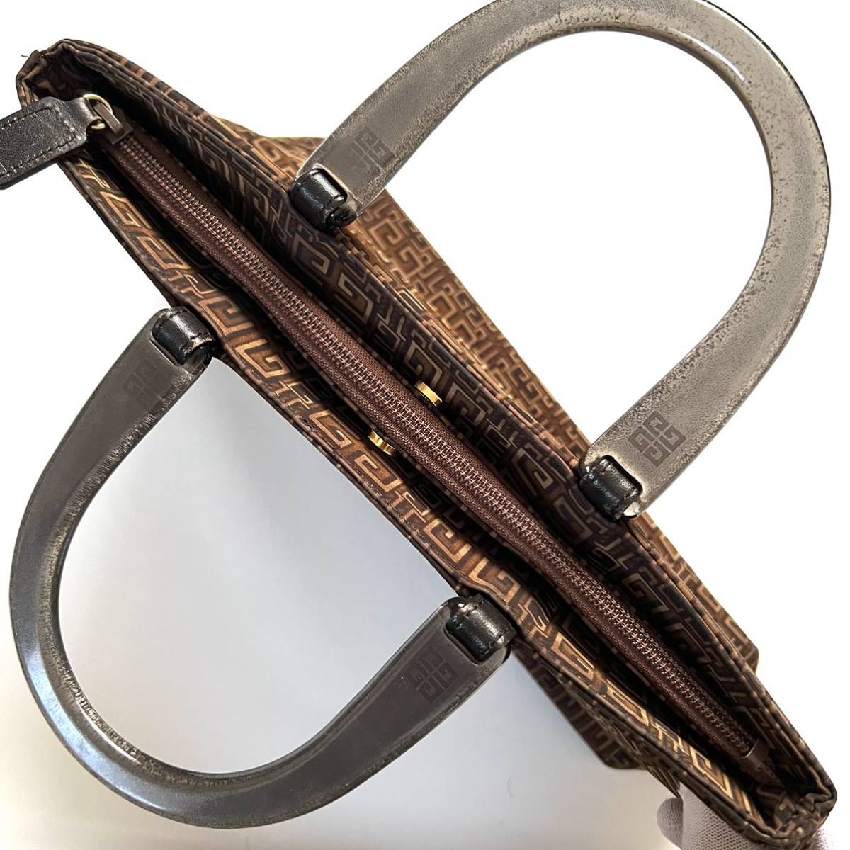 GIVENCHY ジバンシー 4G ロゴ ハンドバッグ 総柄 レディース カバン