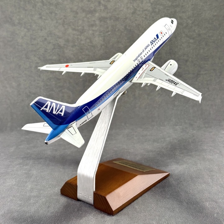 送料込 全日空商事 1/144 ANA エアバスA320 NH14411 公式モデル/飛行機