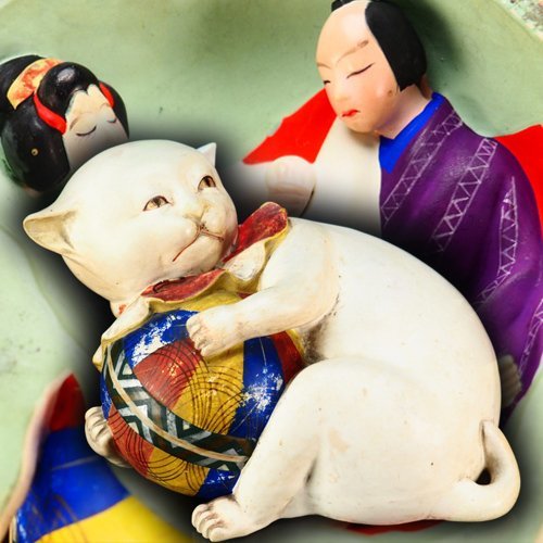 Yahoo!オークション - 【治】時代艶人形 彩色裏絵春画毬猫置物 幅17.6
