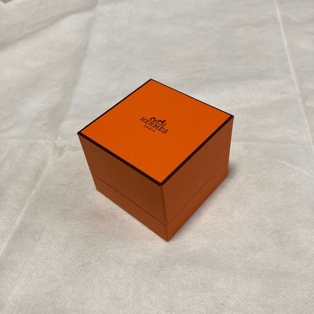 HERMES エルメスの空箱です 3種類とリボン1本 オマケの小箱です リング
