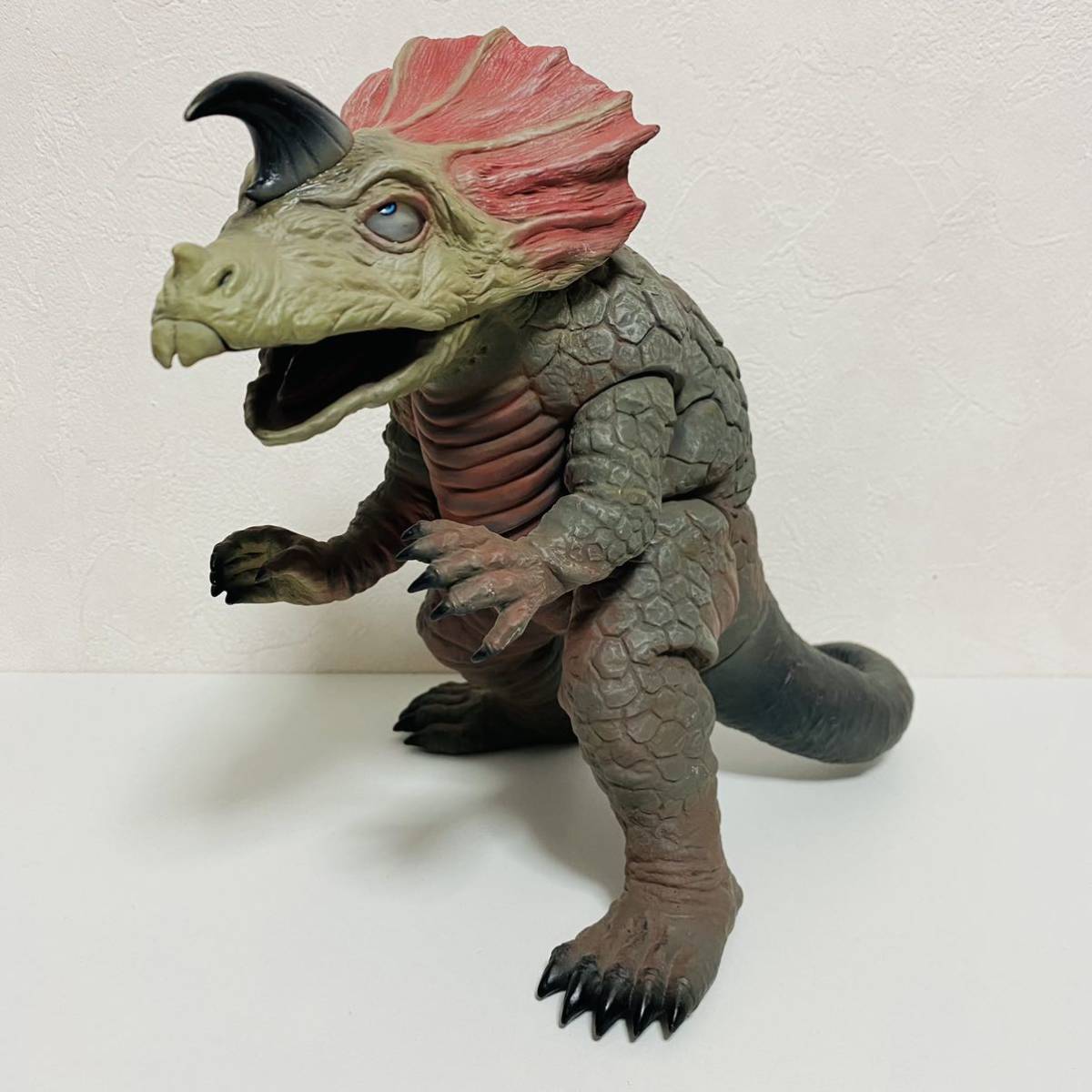 Yahoo!オークション - 【現状品】CCP 1/6特撮シリーズ ウルトラセブン4