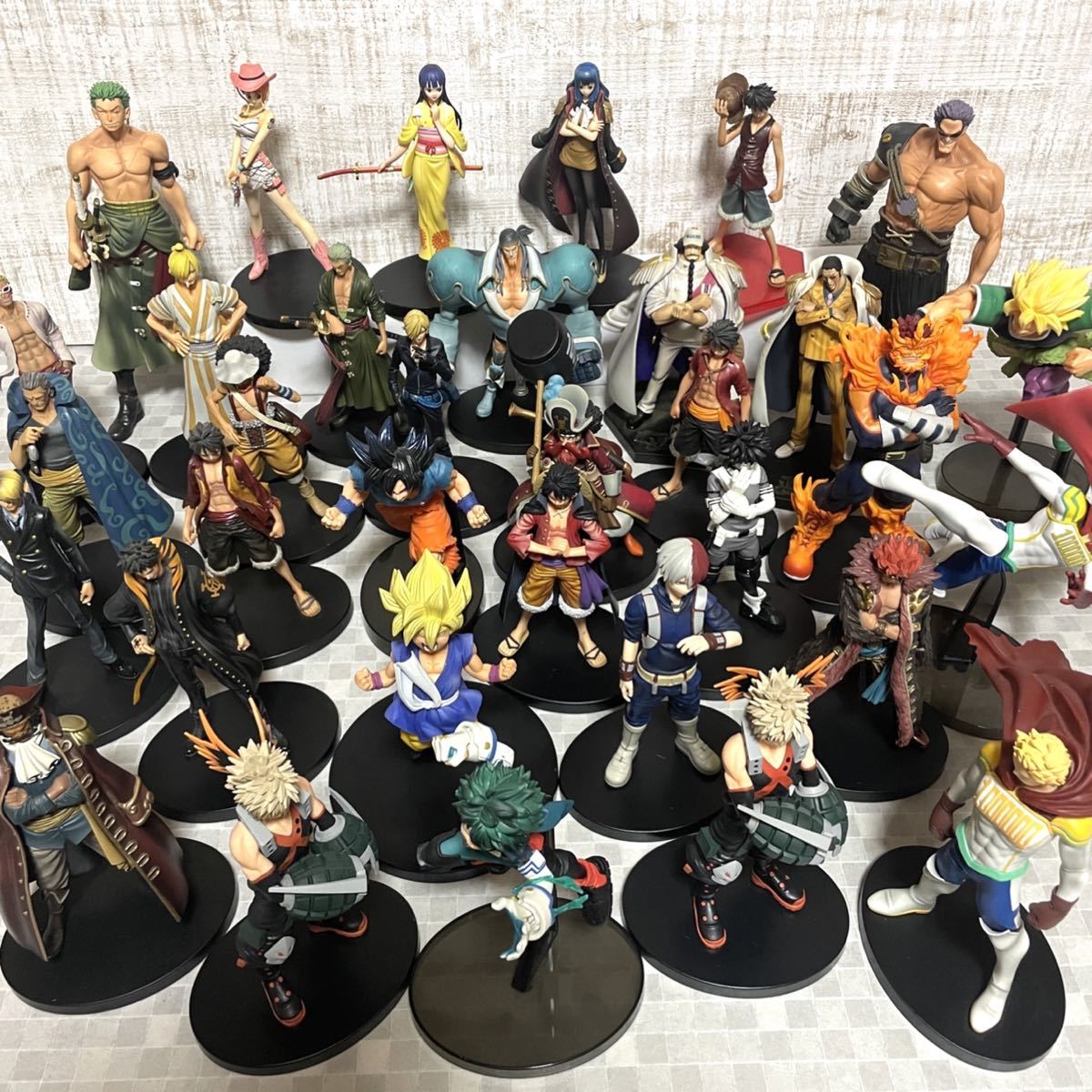 Yahoo!オークション - 【少年ジャンプ フィギュア まとめ売り】ワンピ