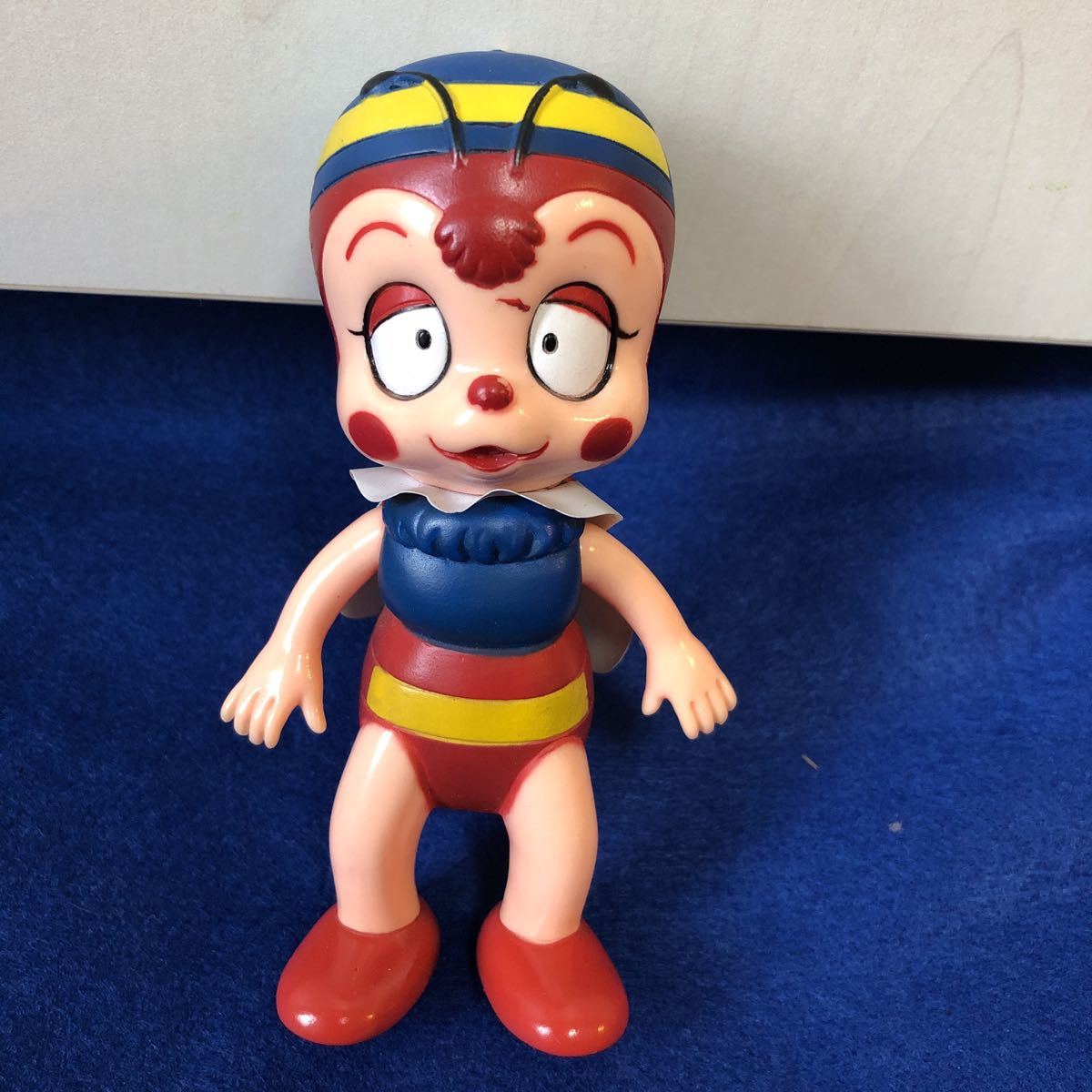 Yahoo!オークション - みなしごハッチ フィギュア ソフビ みつばちハッ