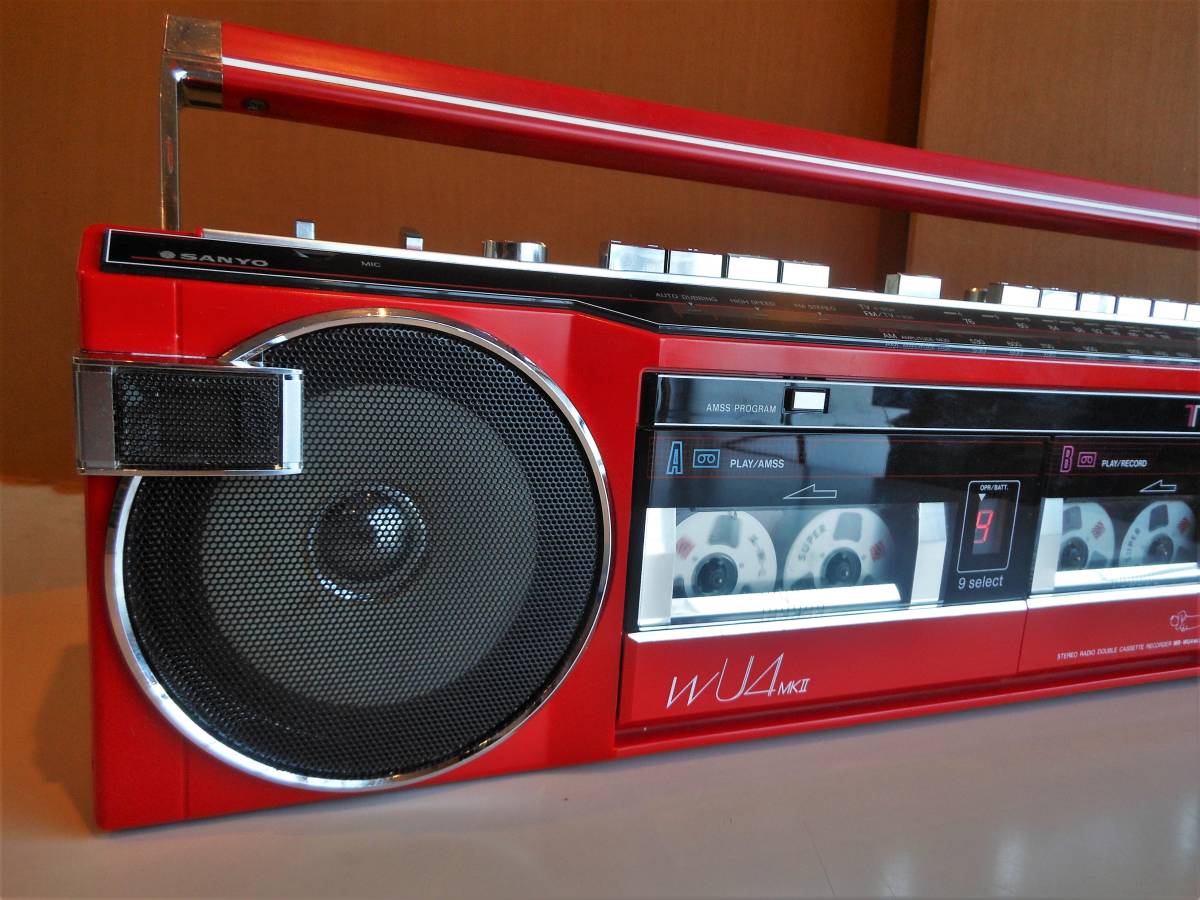 Yahoo!オークション - 80s SANYO 小型ダブルラジカセ WU4 mkⅡ 赤 元箱