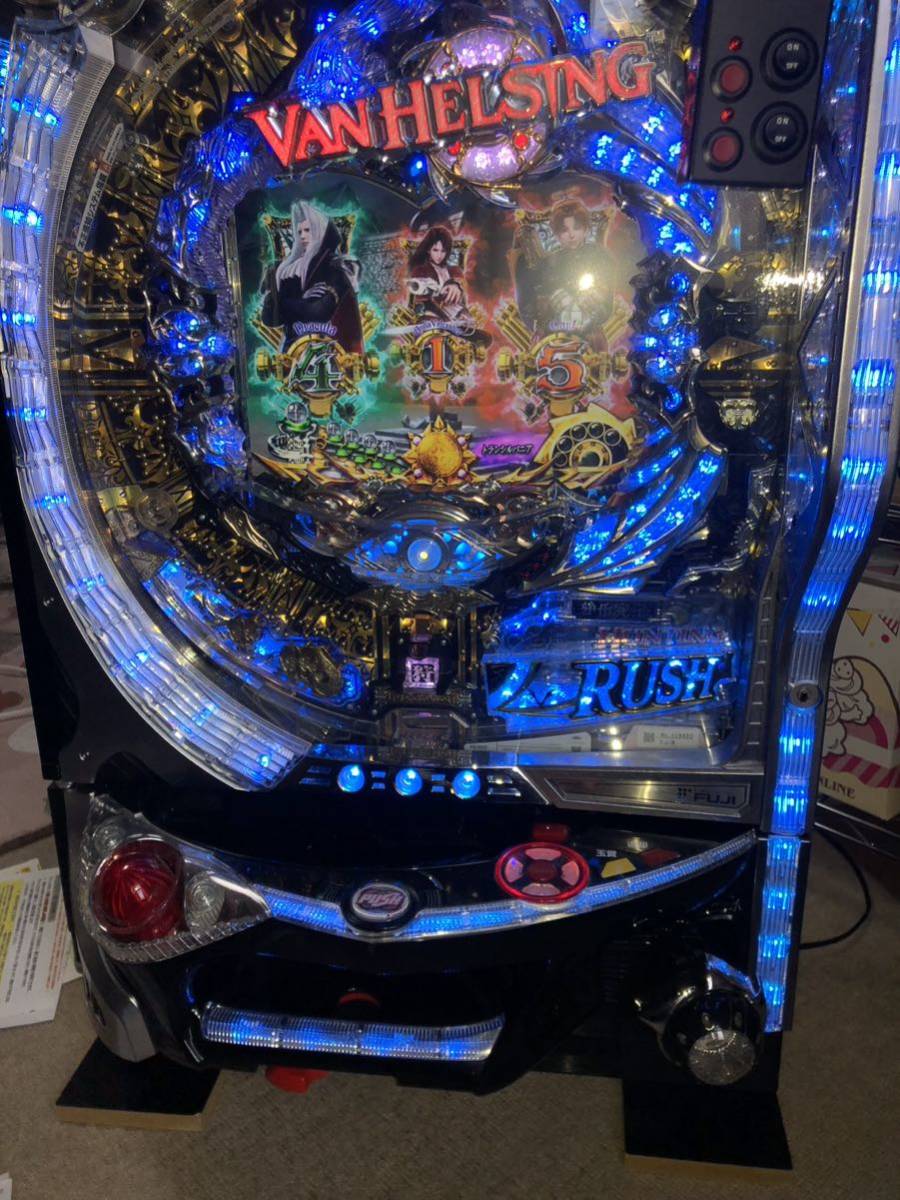 Yahoo!オークション - 【パチンコ実機】CRヴァン・ヘルシングII FPV【1