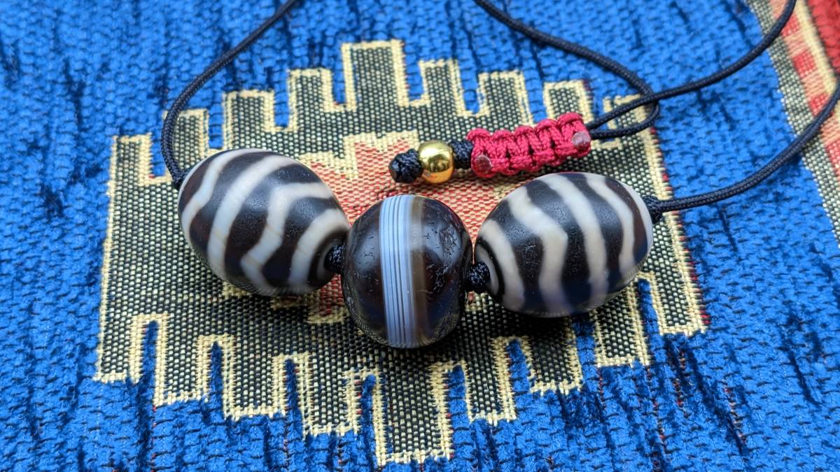 051 天珠 楕円形 水紋天珠 dzibeads！ 051 天珠 楕円形 水