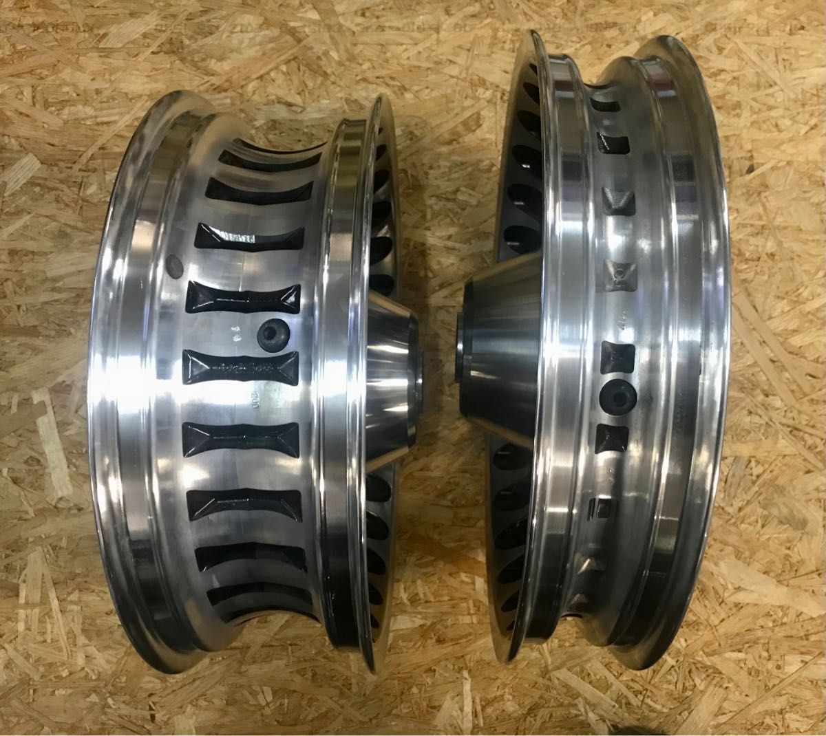 ハーレー 純正 ツーリングモデル ホイールセット 前17インチ 後16