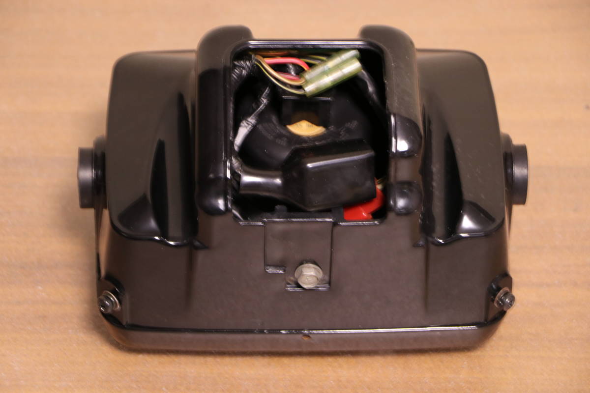 美品 カワサキ純正 GPz400F ライト リム ケース ブラック 中古 GPz550F