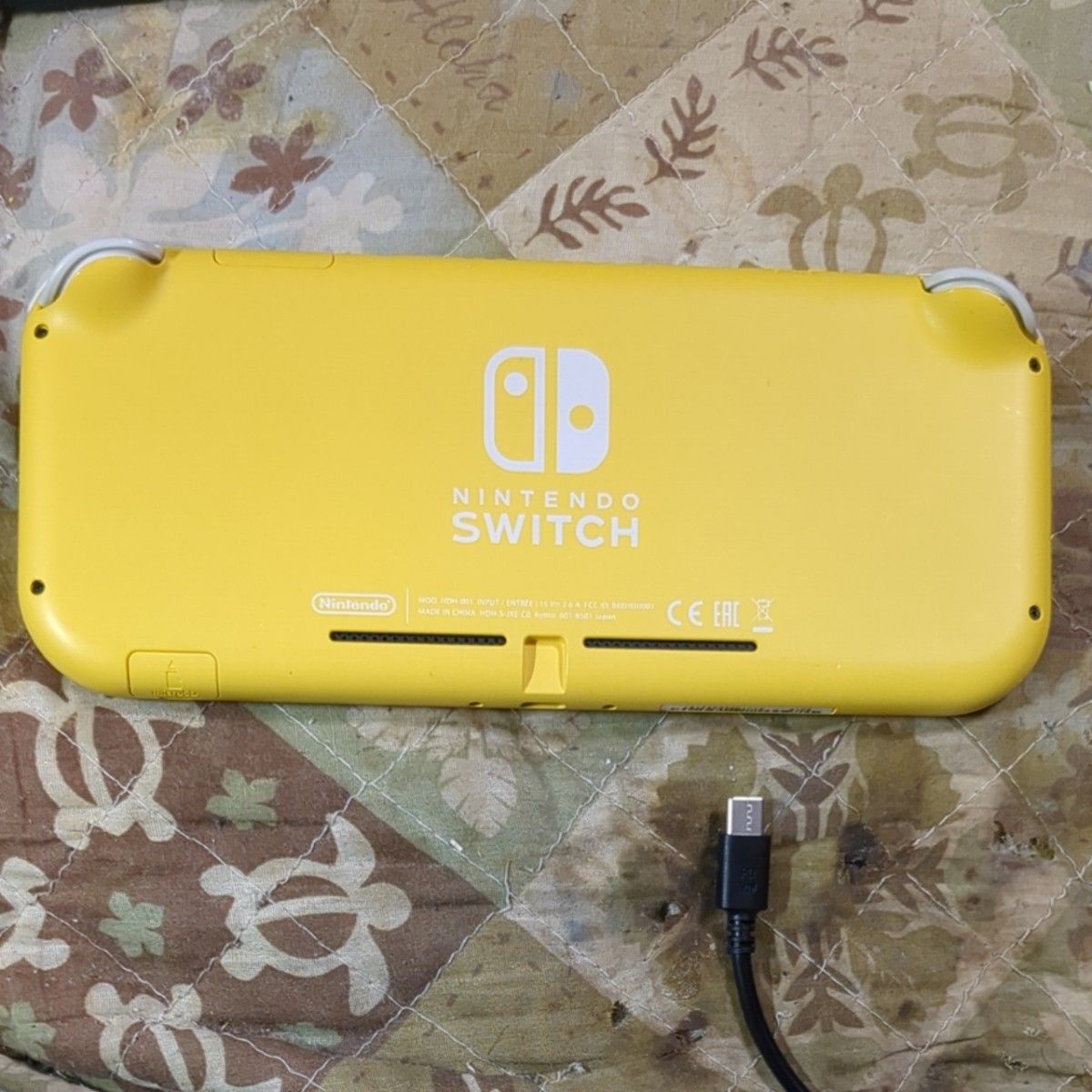 Nintendo Switch lite イエロー 2019年製 本体のみ｜Yahoo!フリマ（旧