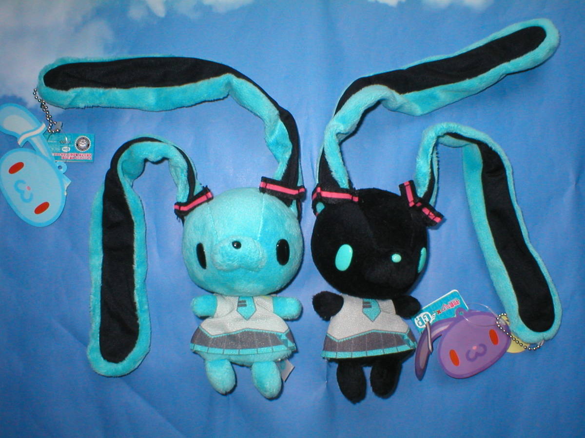 チャックスGP 汎用うさぎ 初音ミク型 着衣ぬいぐるみマスコット 2種類