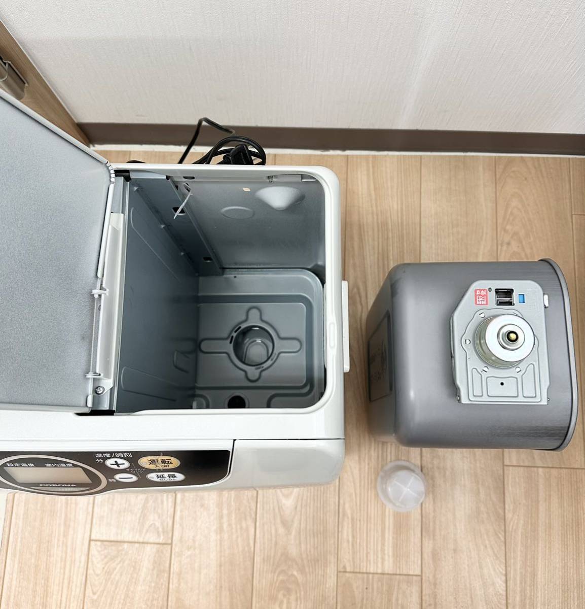 Yahoo!オークション - コロナ 石油ファンヒーター FH-VD4621BY(W) 2021