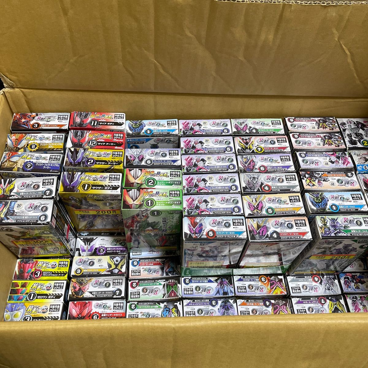 仮面ライダー 装動 大量 まとめ売り 約100個｜Yahoo!フリマ（旧PayPay