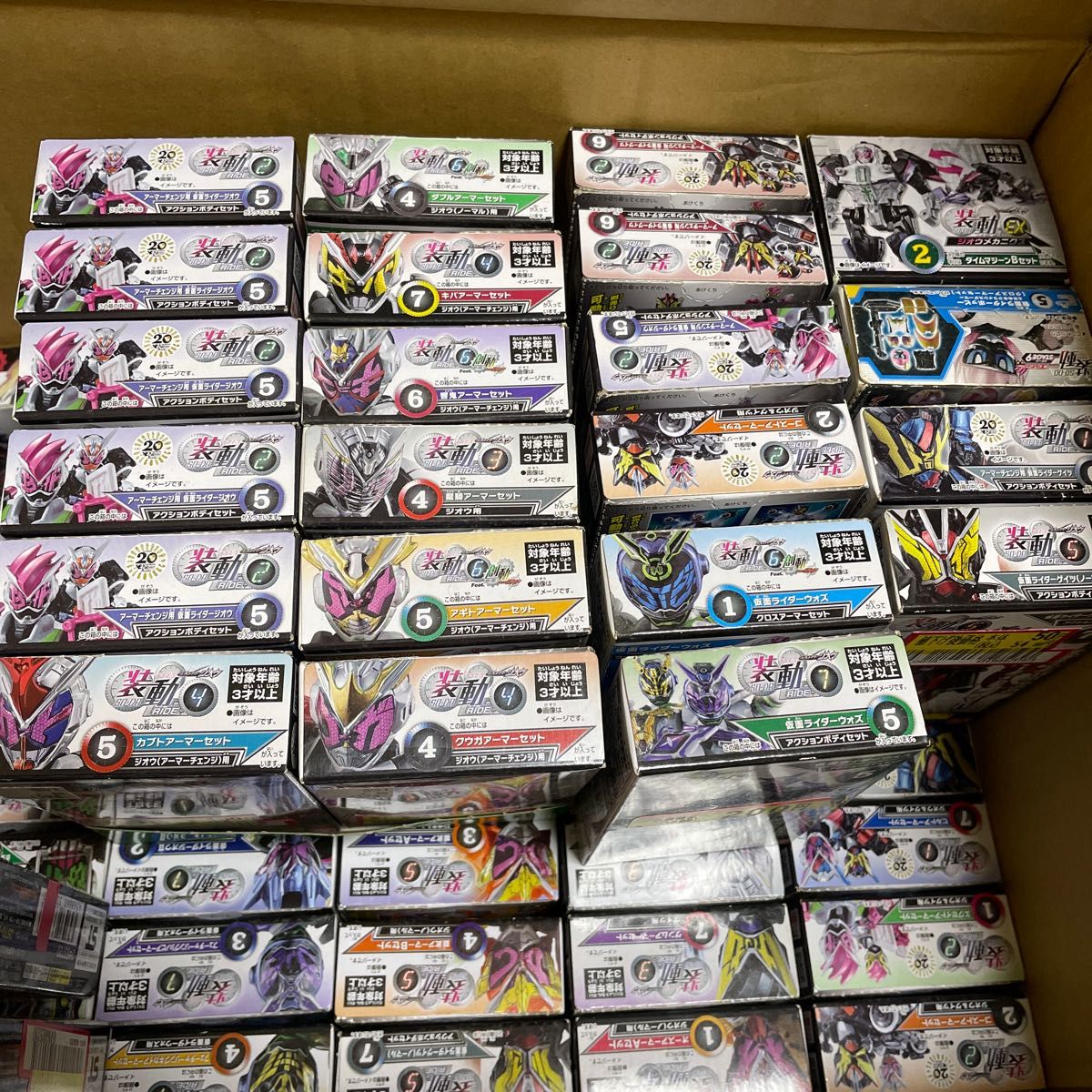 仮面ライダー 装動 大量 まとめ売り 約100個｜Yahoo!フリマ（旧PayPay