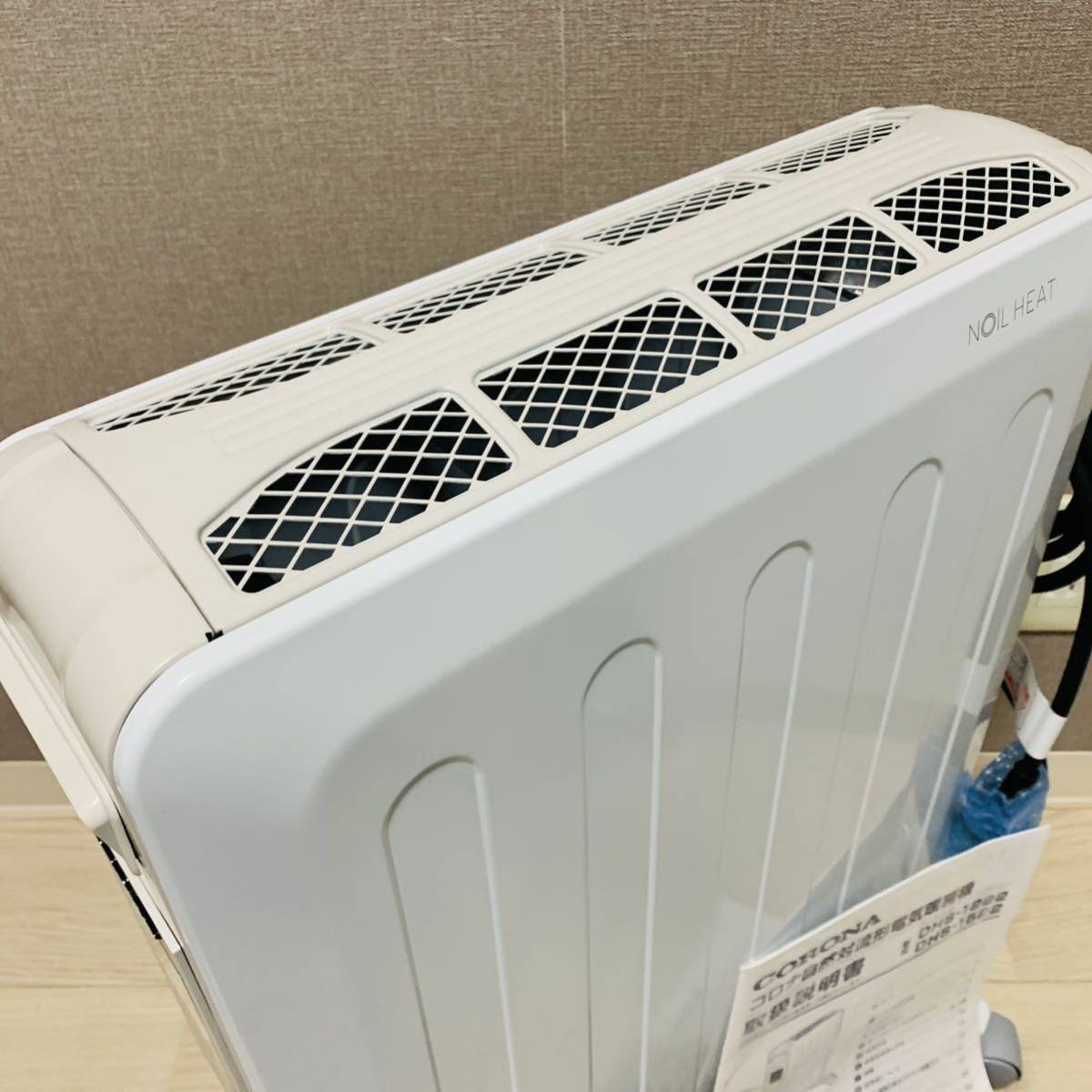 コロナ CORONA DHS-1222(CW) オイルレスヒーター ノイルヒート