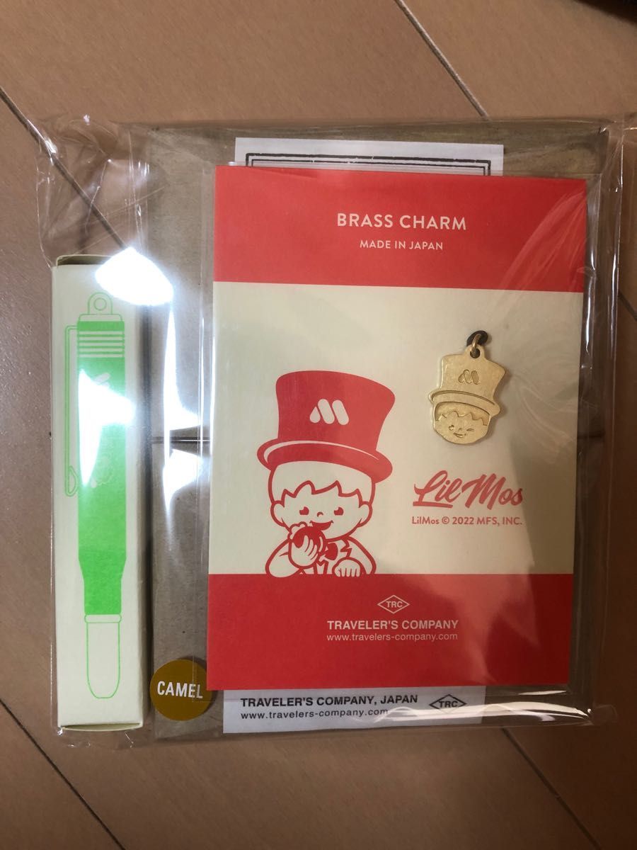 Life with MOS TRAVELER' S notebook パスポートサイズ モスバーガー