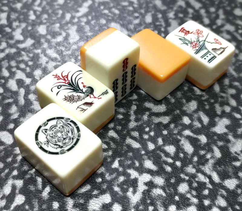 Yahoo!オークション - 虎牌 雀鬼 麻雀牌（イエロー）