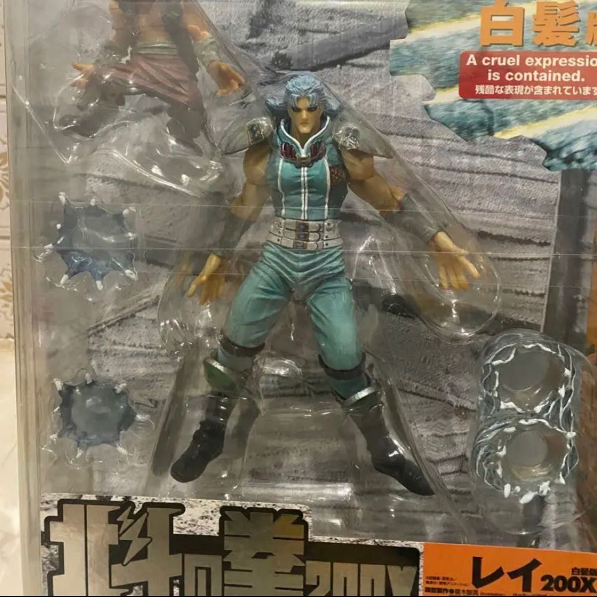 未開封 色違い】海洋堂 北斗の拳 200X 南斗水鳥拳のレイ 白髪 色違い2