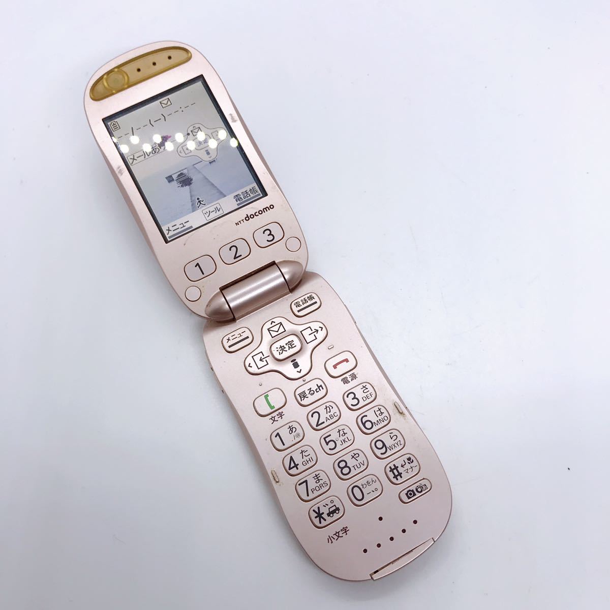 Yahoo!オークション - docomoドコモ F-07A 富士通 らくらくホンベーシ