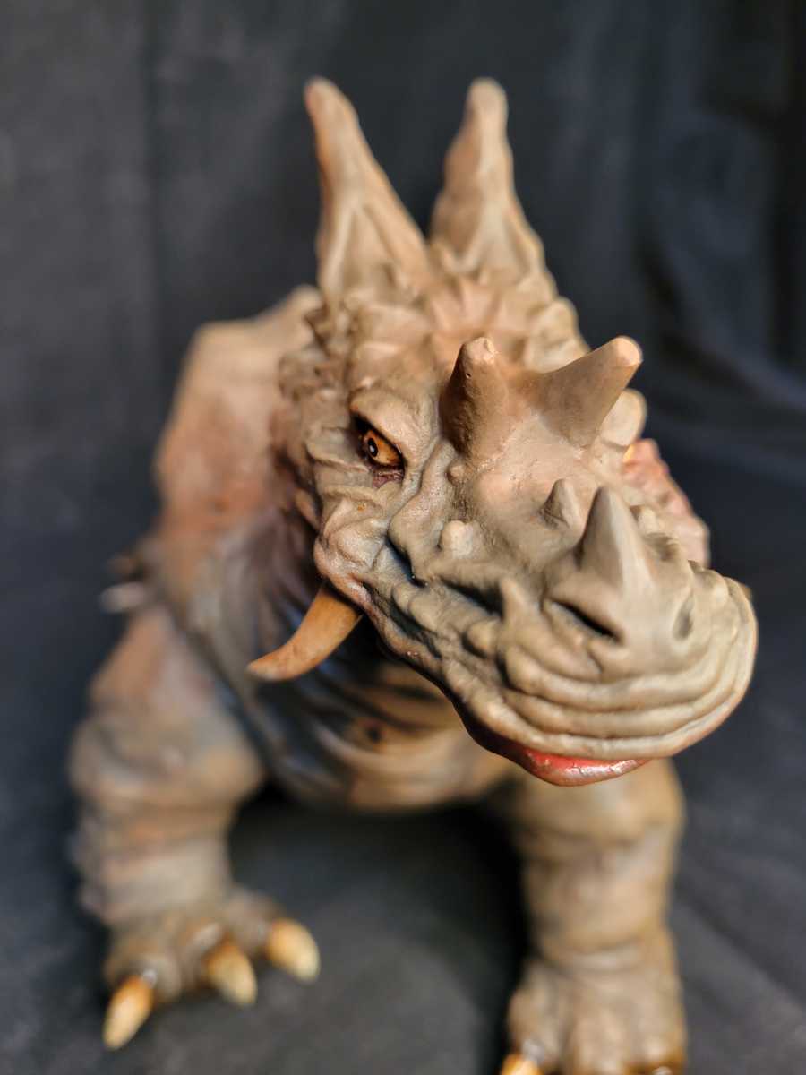 Yahoo!オークション - ビリケン商会ソフビキット全塗装完成品 地底怪獣