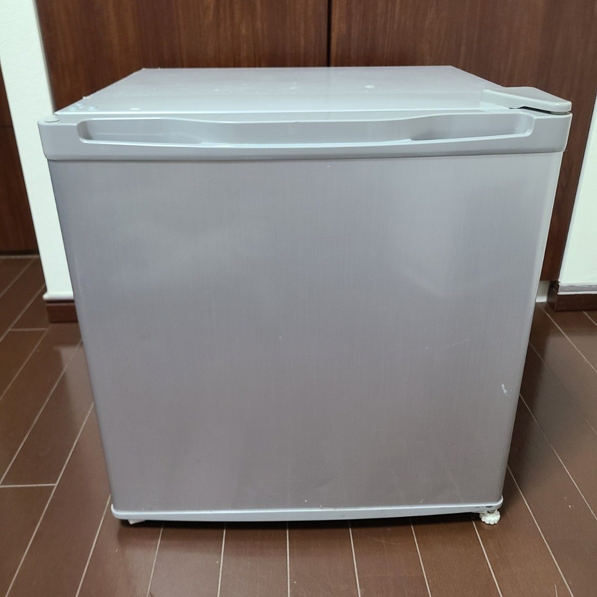 1ドア 小型冷蔵庫 EAST MR-50 46L｜Yahoo!フリマ（旧PayPayフリマ）
