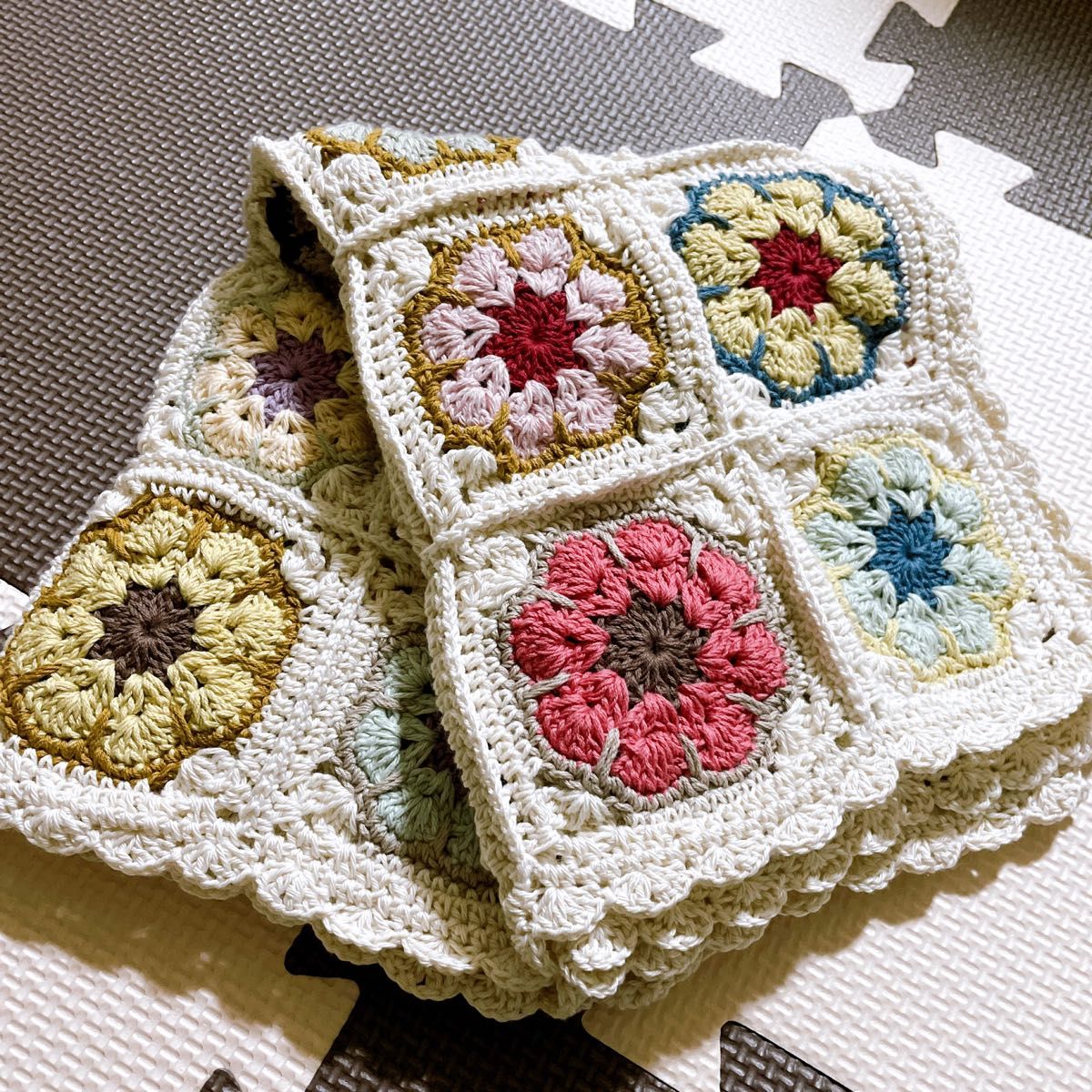 アフリカンフラワーモチーフ ブランケット 膝掛け マルチカバー｜Yahoo