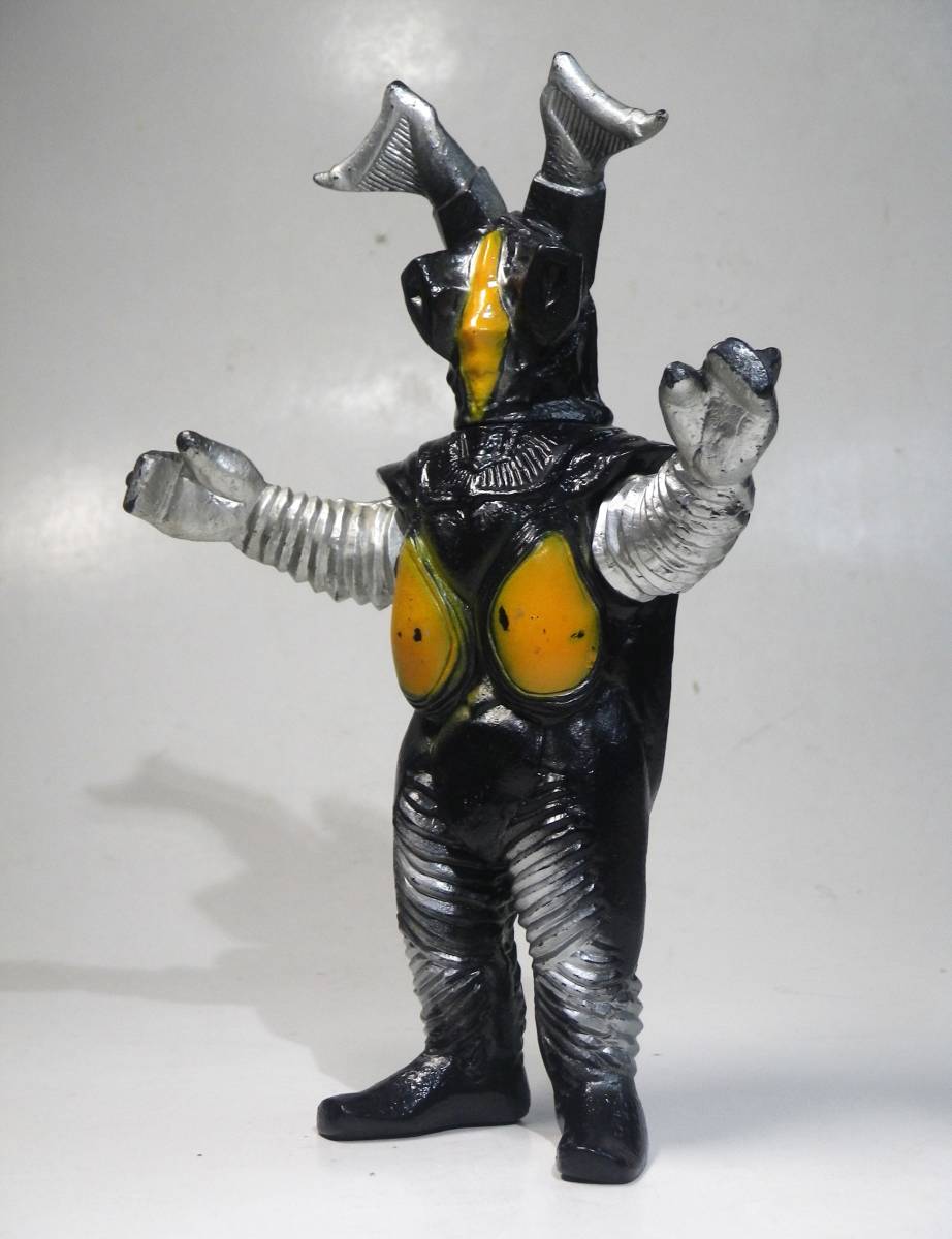 Yahoo!オークション - バンダイ 宇宙恐竜 ゼットン ソフビ 1983年製 ウ