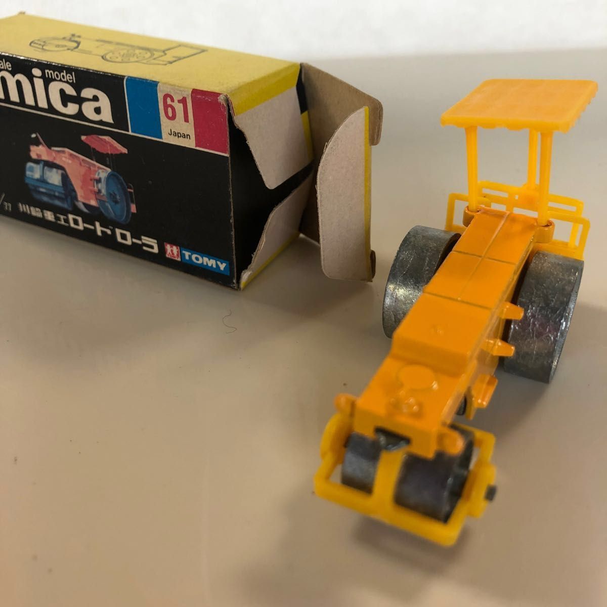 トミカ 川崎重工 ロードローラ 61 黒箱 当時物 絶版｜Yahoo!フリマ（旧