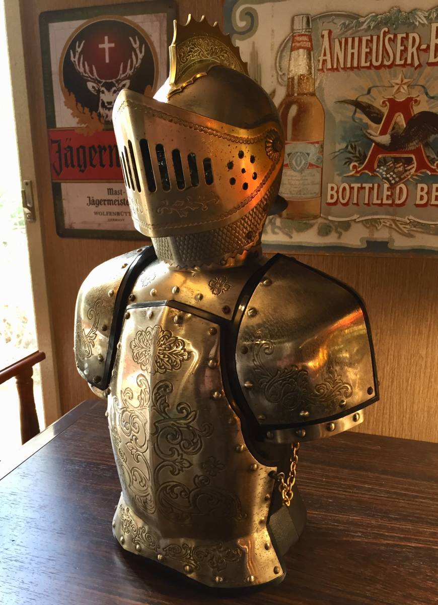 Yahoo!オークション - 希少 西洋 鎧 兜 甲冑 騎士 置物 ニッカ ウイス