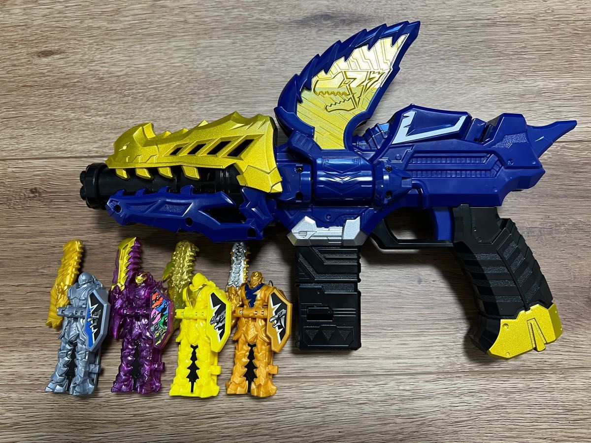 獣電戦隊キョウリュウジャー おもちゃセット｜Yahoo!フリマ（旧PayPay