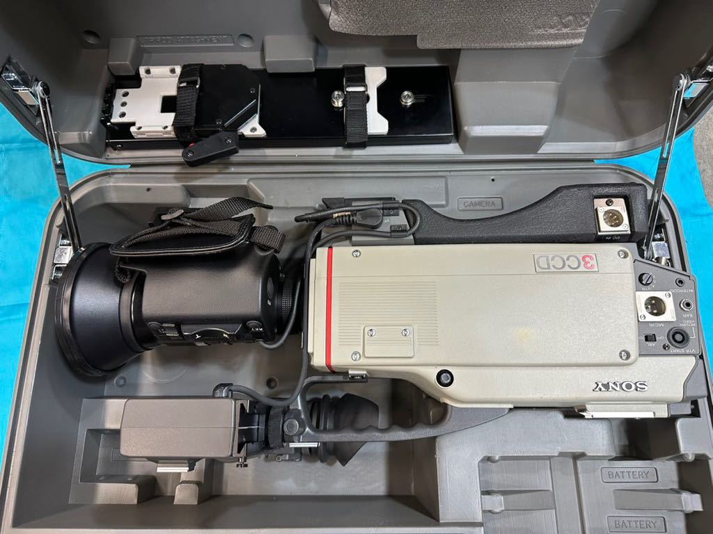 Yahoo!オークション - SONY DXC-3000A 3CCD WV 業務用ビデオカメラ ソ