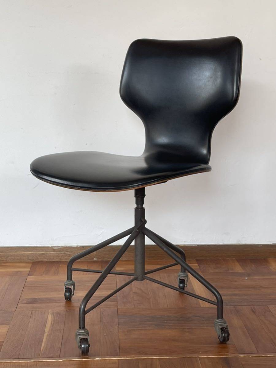 Yahoo!オークション - 天童木工 剣持勇 ヴィンテージ カブト チェア チ