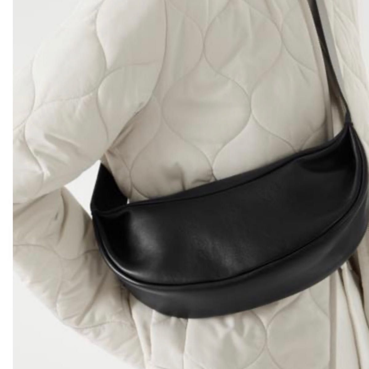 cos ボディバッグ ウエストポーチ レザーバッグ レザープリーツベルト