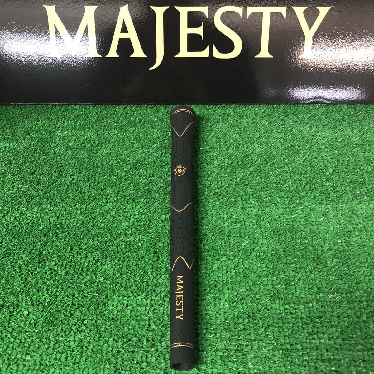 新品 マジェスティ専用 ドライバー用 グリップ 25グラム 送料無料