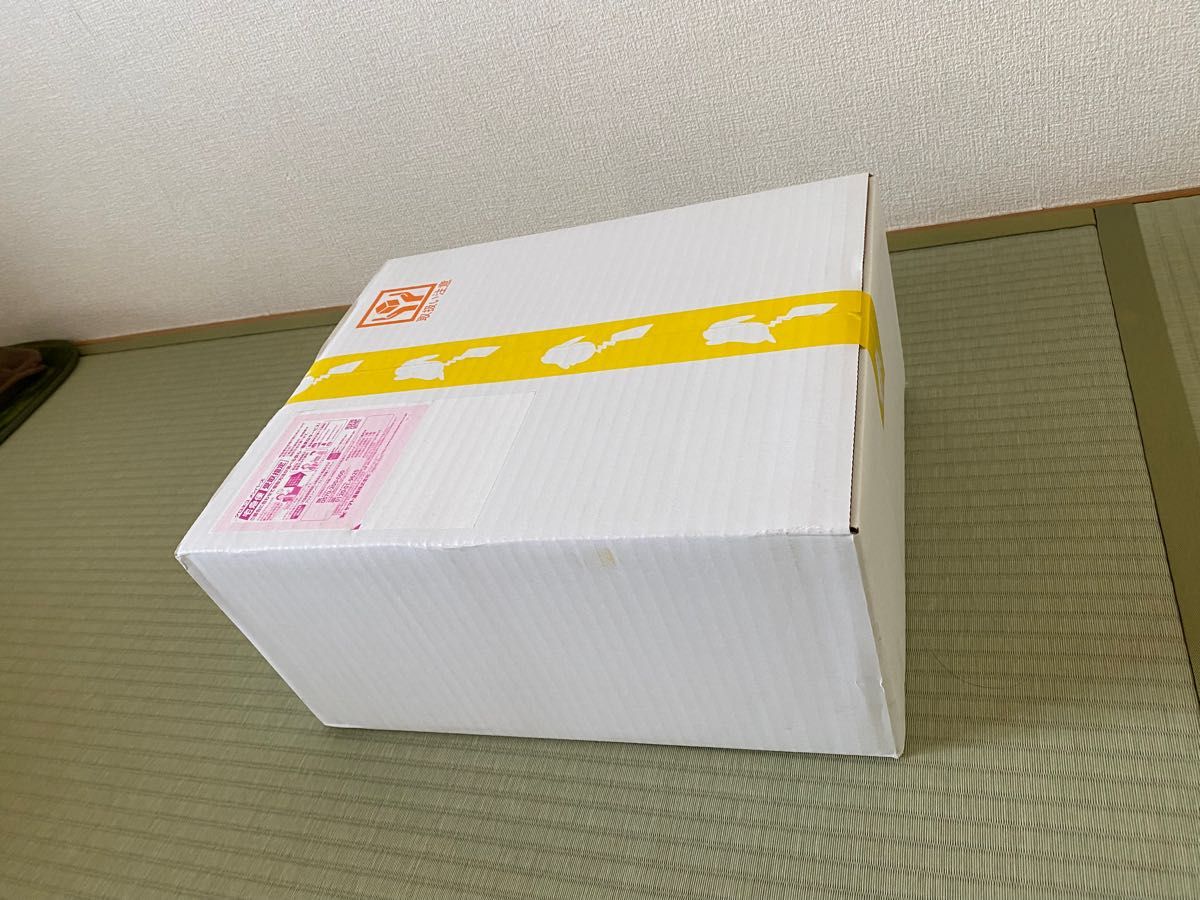 ポケモンセンター受注生産のプレシャスコレクターボックス未開封です