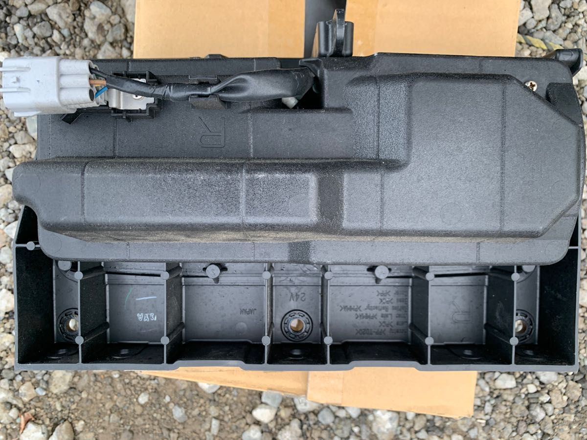 日野プロフィア 純正テールランプ Yahoo!オークション -「日野