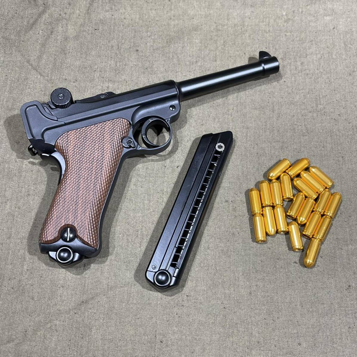 ルガーP08 排莢モデルガン用マガジン1点＋メタルカート20点セット