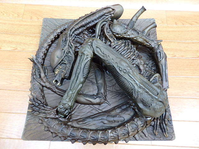 Yahoo!オークション - ビリケン商会 エイリアン2 レリーフ ALIENS エ