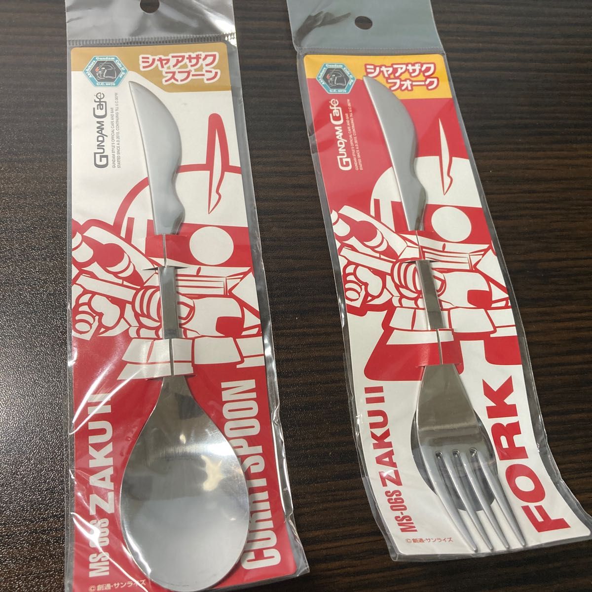 シャアザク スプーンとフォークの2本セット ガンダムカフェ｜Yahoo