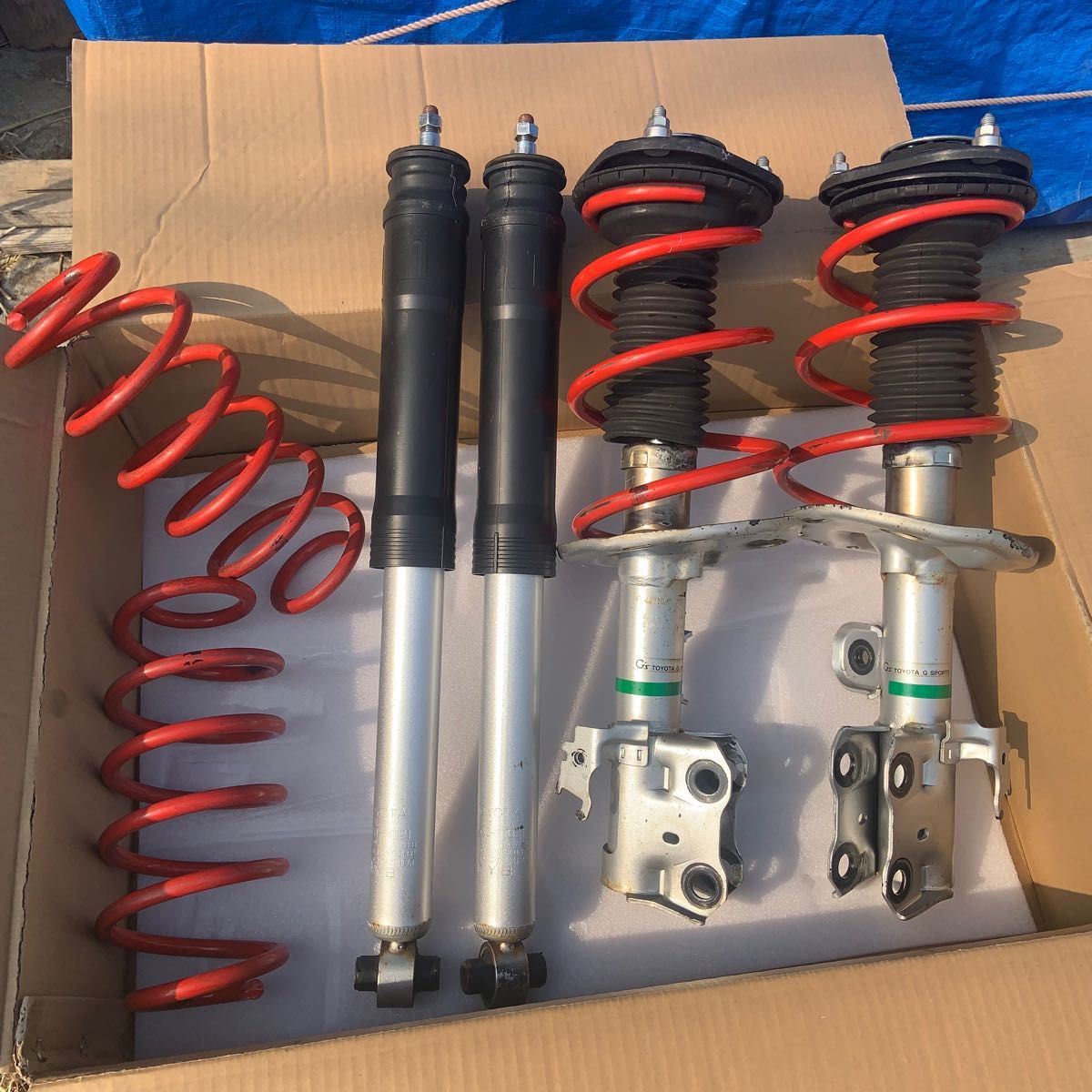 TOYOTA トヨタ ZVW30 30プリウスg's 純正サスペンション ショック