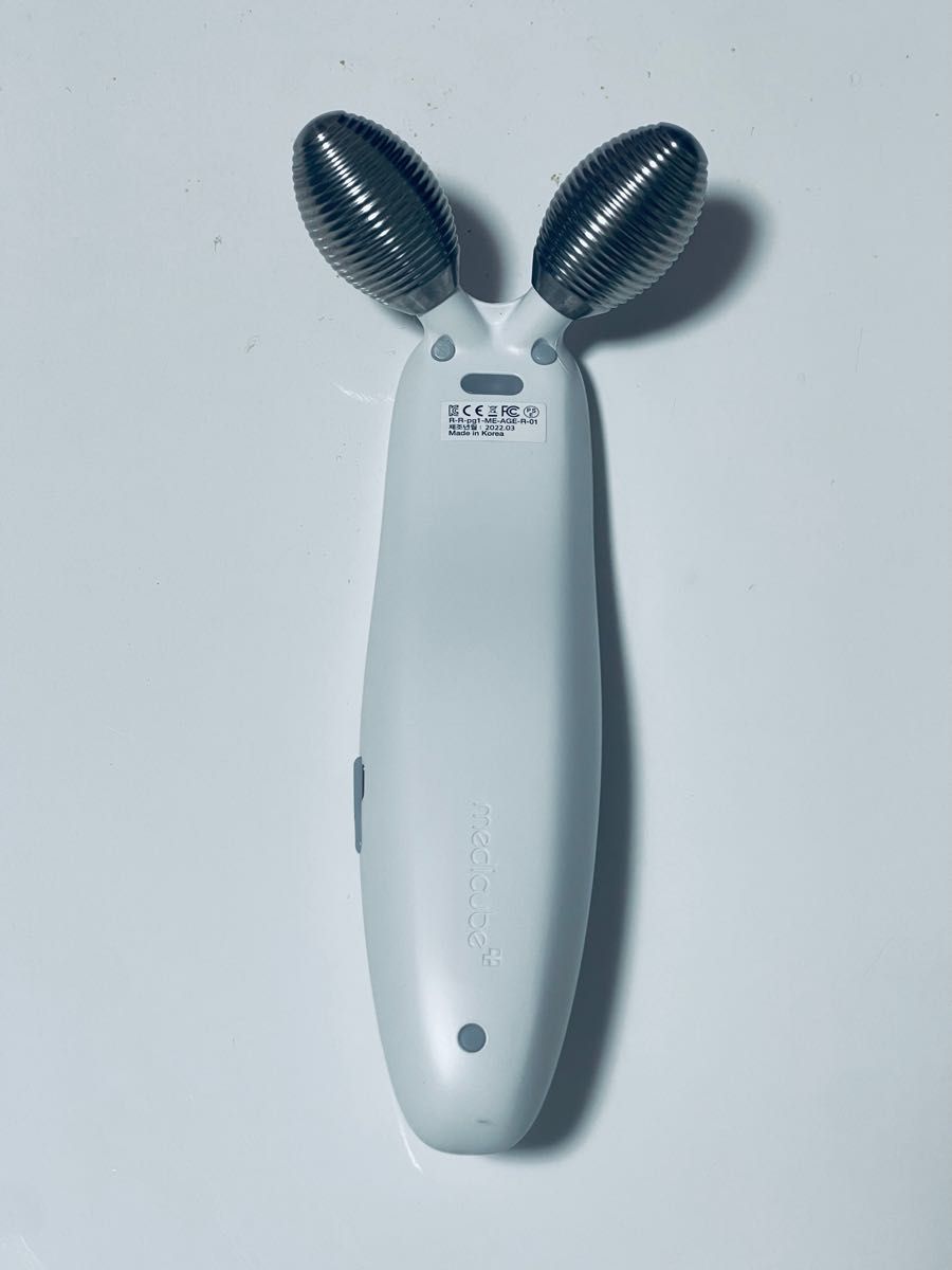 MEDICUBE メディキューブ 美顔器 AGE-R DERMA EMS SHOT エイジアル